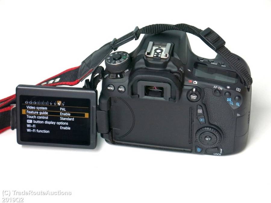 Canon EOS 70D DIGITAL SLR CAMERA BODY ONLY | BUILT IN WIFI | 7 FRAMES /SEC | 20.2 MP FULL HD