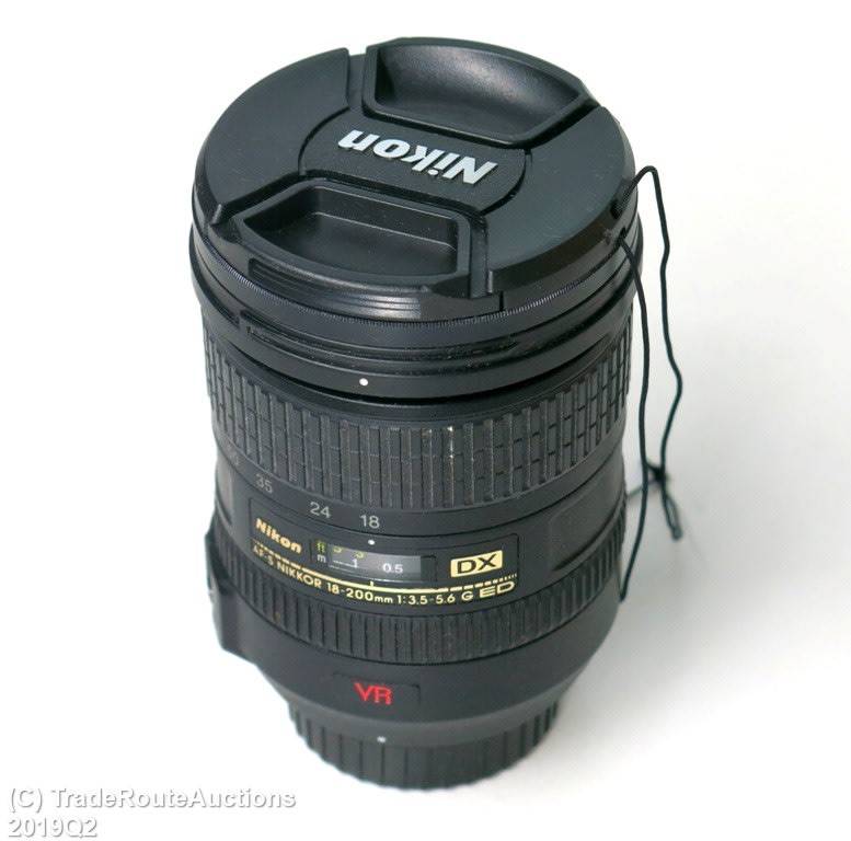 Nikon 18-200mm f/3.5-5.6G ED-IF AF-S DX VR Telephoto Zoom Lens for NIKON DIGITAL