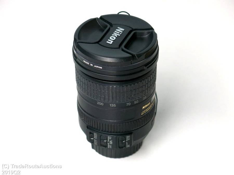 Nikon 18-200mm f/3.5-5.6G ED-IF AF-S DX VR Telephoto Zoom Lens for NIKON DIGITAL