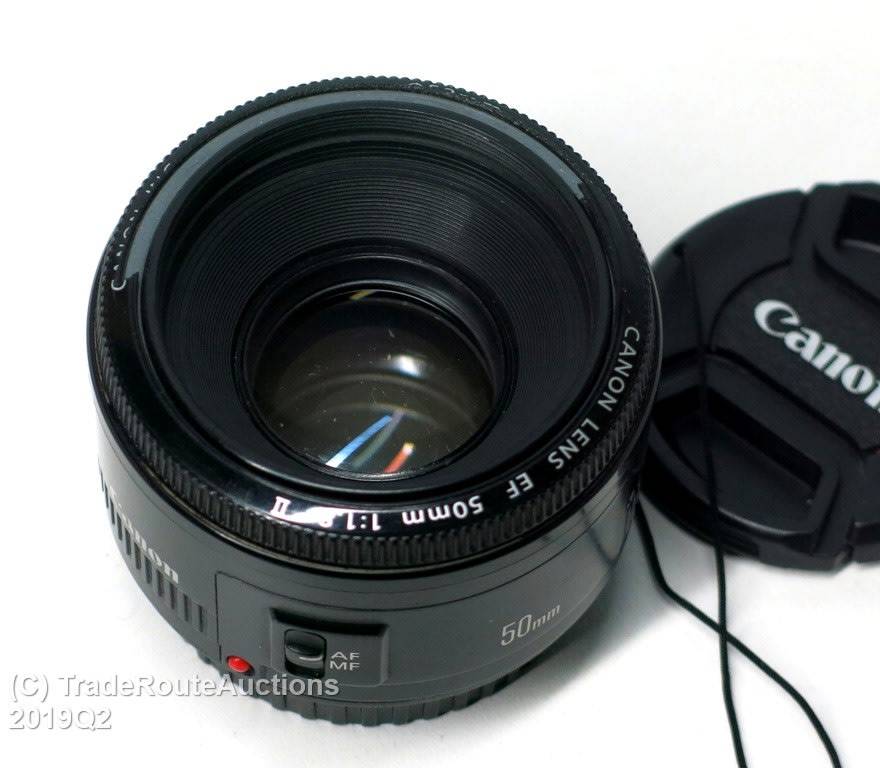 Please read - Canon EF 50mm f/1.8 II Lens - Fits Canon Cameras