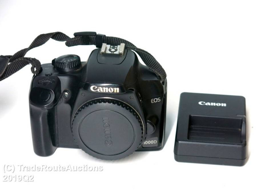 Canon EOS 1000D Digital SLR camera BODY ONLY