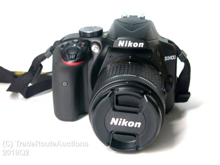 Nikon D3400 24.2 MP CMOS Digital SLR Camera body + Nikon AF-P 18-55 VR Lens Kit
