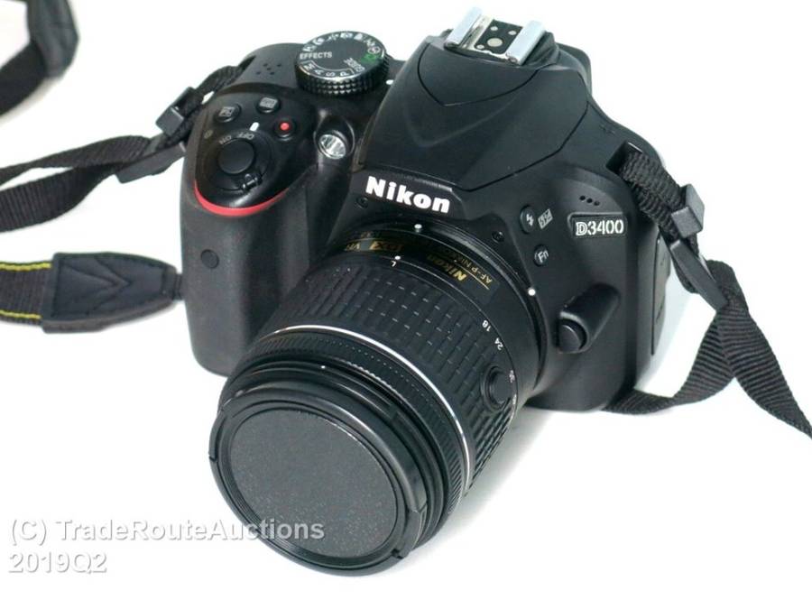 Nikon D3400 24.2 MP CMOS Digital SLR Camera body + Nikon AF-P 18-55 VR Lens Kit