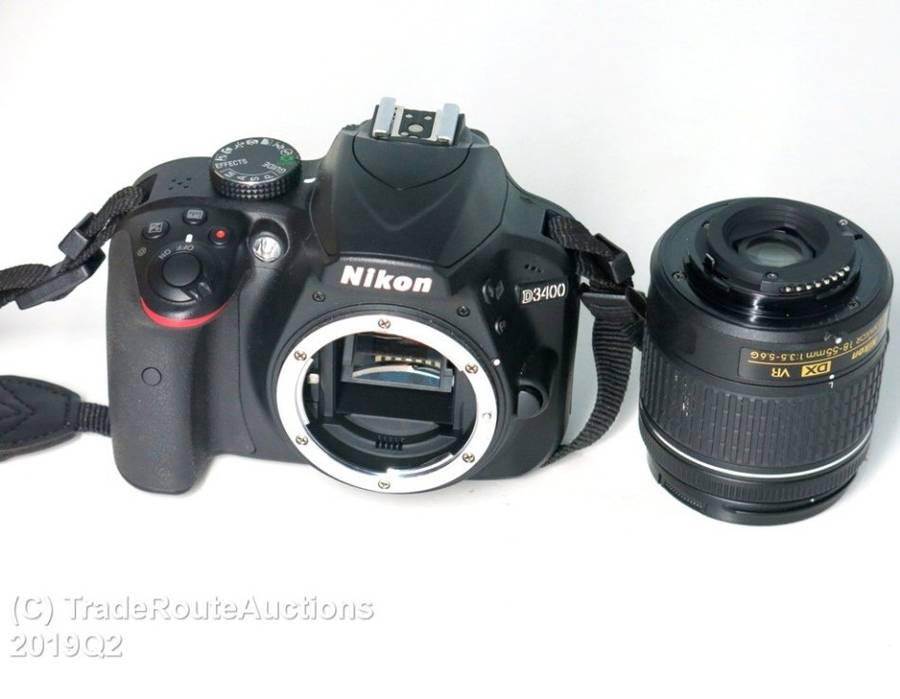 Nikon D3400 24.2 MP CMOS Digital SLR Camera body + Nikon AF-P 18-55 VR Lens Kit
