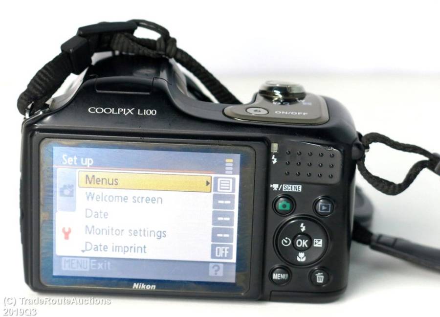 Nikon Coolpix L100 10 MP Digital Camera with 15x Optical Vibration Reduction (VR) Zoom