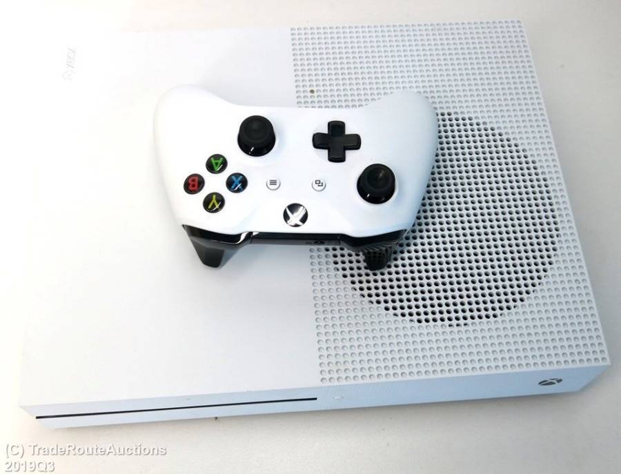 Microsoft Xbox One S 500GB Console (WHITE) Model 1681 + 1 Controller (WHITE)