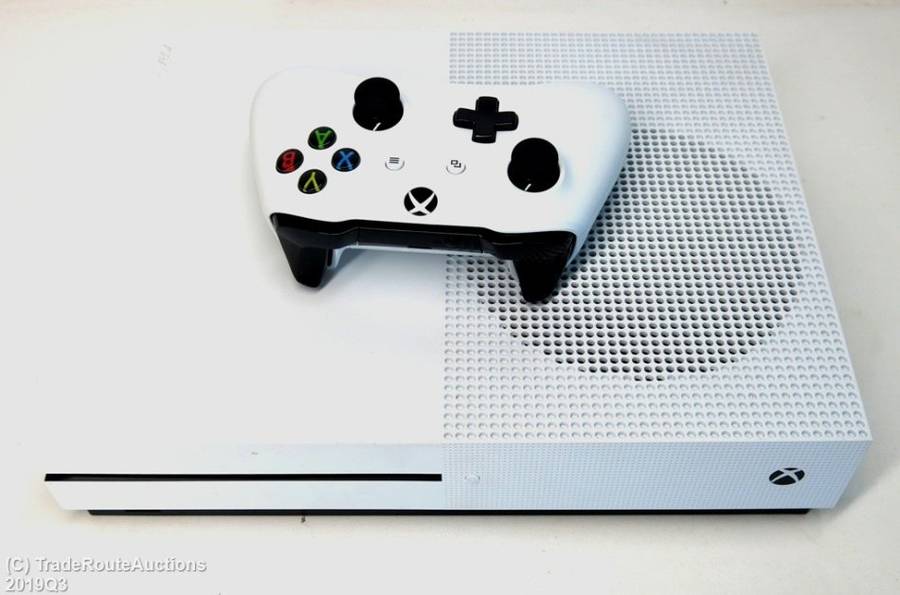 Microsoft Xbox One S 500GB Console (WHITE) Model 1681 + 1 Controller (WHITE)