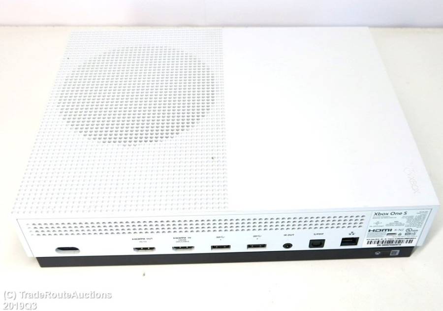 Microsoft Xbox One S 500GB Console (WHITE) Model 1681 + 1 Controller (WHITE)