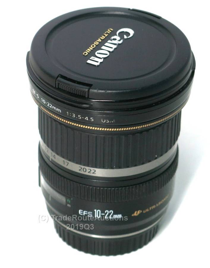 R 11,000 VALUE ** Canon EFS 10-22mm ULTRASONIC Ultra Wide-Angle Zoom Lens for Canon DSLR cameras