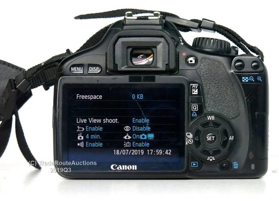 Canon EOS 550D Digital SLR camera Kit with Canon 18-55 Lens