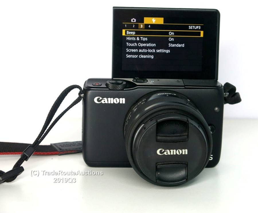Canon EOS M10 Mirrorless Digital Camera with 15-45mm IS STM Lens