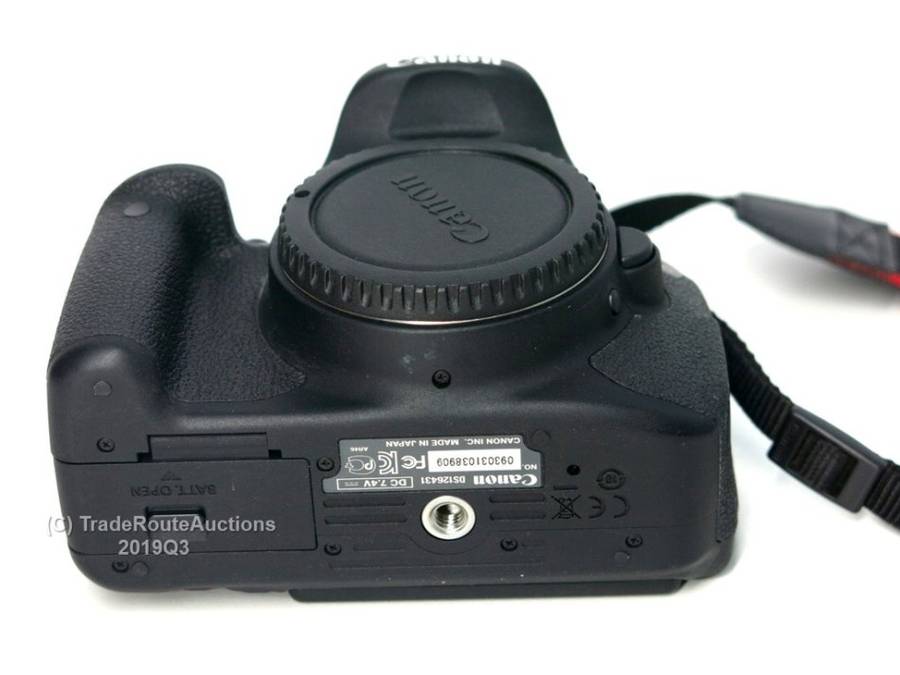 PLEASE READ - Canon EOS 700D DIGITAL SLR CAMERA BODY ONLY | 18.0 MP FULL HD