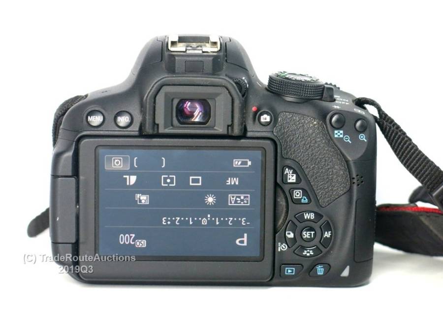 PLEASE READ - Canon EOS 700D DIGITAL SLR CAMERA BODY ONLY | 18.0 MP FULL HD