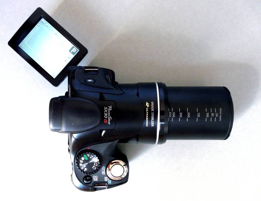 Canon PowerShot SX30 IS IMAGE STABILIZER ULTRASONIC 14.1 MP 35X OPTICAL FULL HD CAMERA