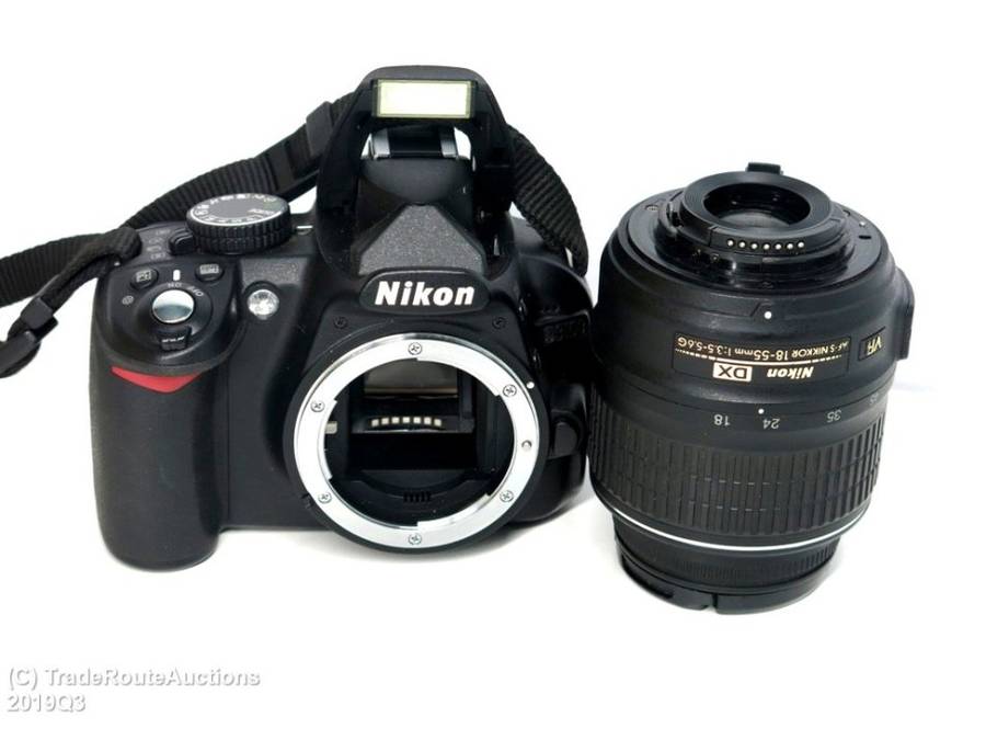 NIKON D3100 DSLR CAMERA 14.2 megapixels with Nikon 18-55mm PROFESSIONAL DSLR LENS KIT