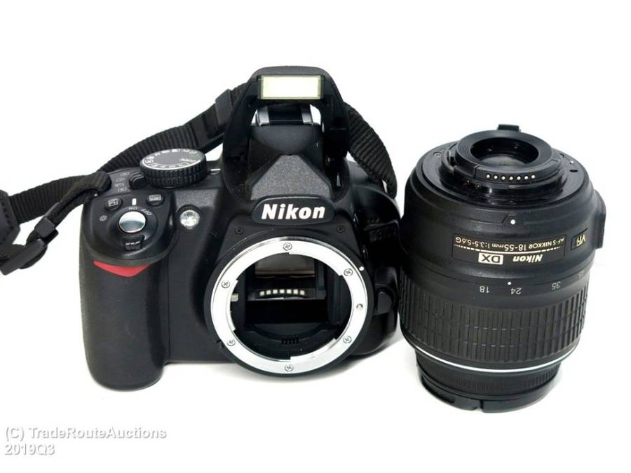 NIKON D3100 DSLR CAMERA 14.2 megapixels with Nikon 18-55mm PROFESSIONAL DSLR LENS KIT