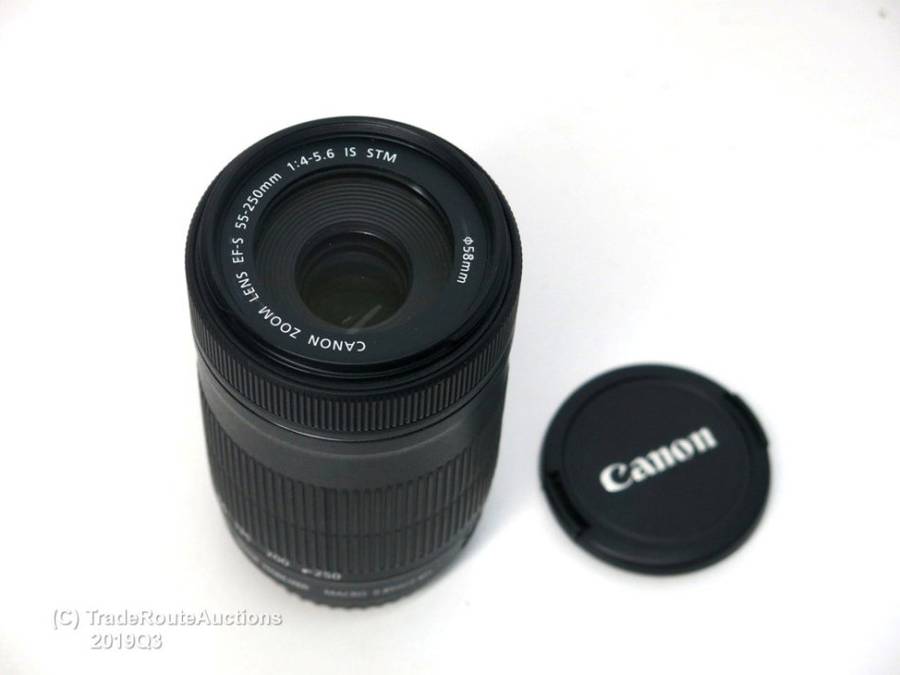 Canon EF-S 55-250m IS (Image Stabilizer) STM  Lens for Canon DSLR Cameras