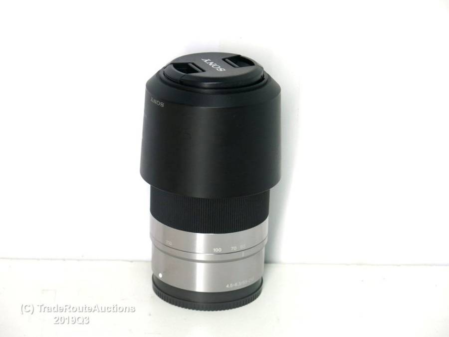 Sony SEL-55210 55 mm - 210 mm f/4.5 - 6.3 Zoom Lens for E-mount for NEX Series Cameras