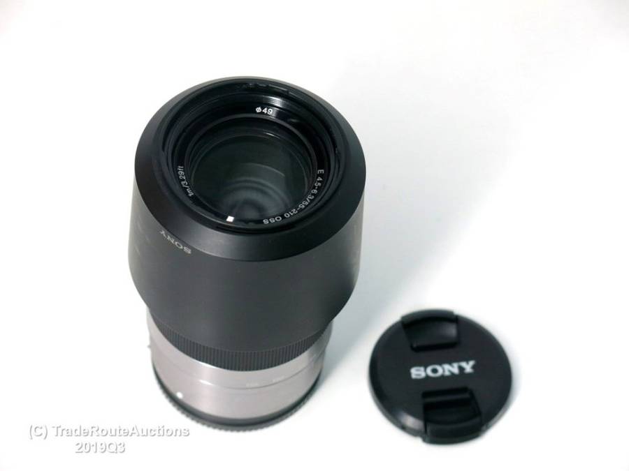 Sony SEL-55210 55 mm - 210 mm f/4.5 - 6.3 Zoom Lens for E-mount for NEX Series Cameras