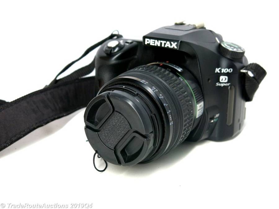 Pentax K100D Super Digital SLR Camera with 18-55mm Lens Kit