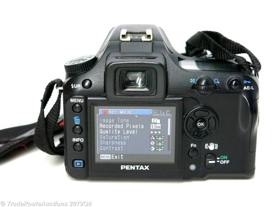 Pentax K100D Super Digital SLR Camera with 18-55mm Lens Kit