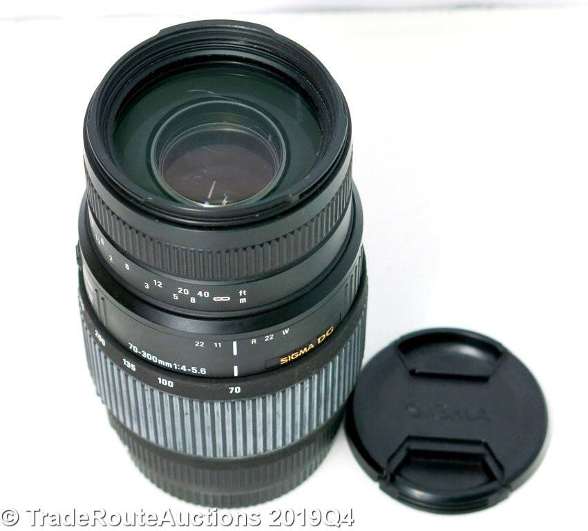 SIGMA DG 70-300mm Telephoto Zoom Lens for Canon DSLR Cameras