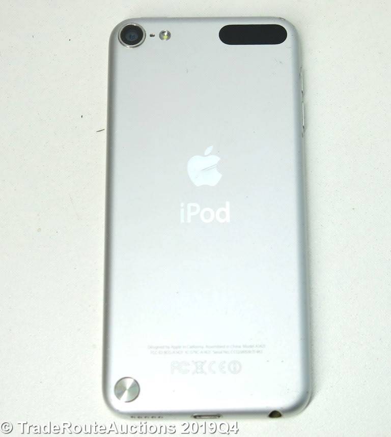 Apple iPod Touch | WHITE/SILVER | 32GB | 5th Generation | A1421 | MD720BT/A | RETINA DISPLAY