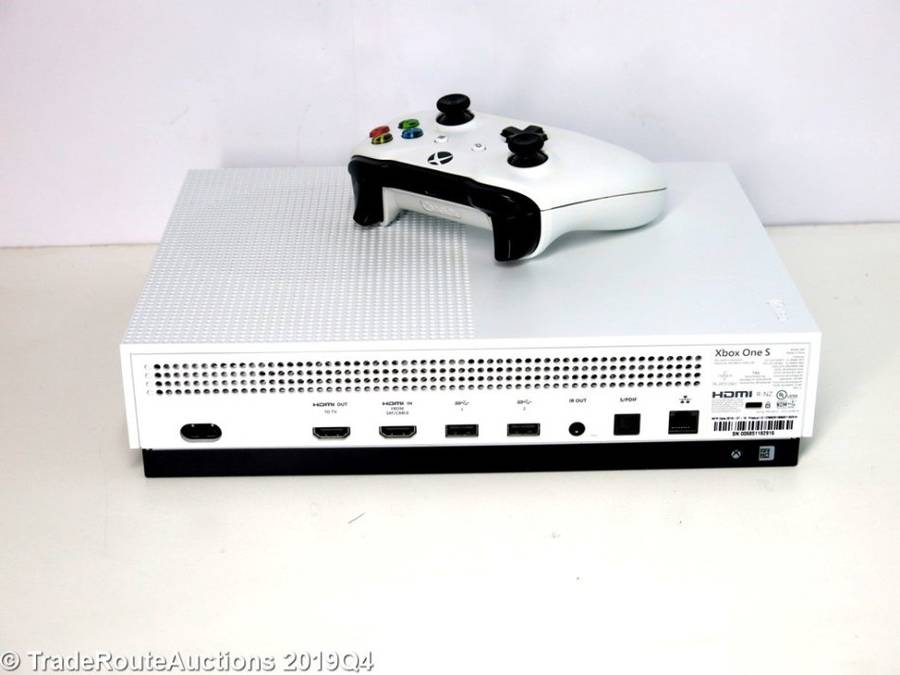 Microsoft Xbox One S 1TB Console (WHITE) Model 1681 + 1 Controller
