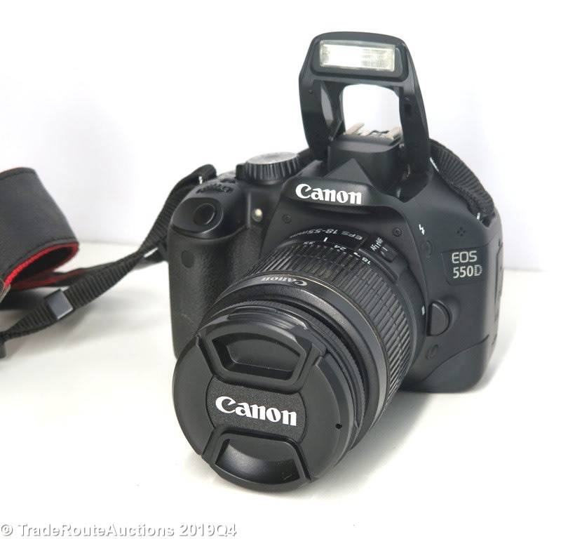 Canon EOS 550D Digital SLR camera Kit with Canon 18-55 Lens