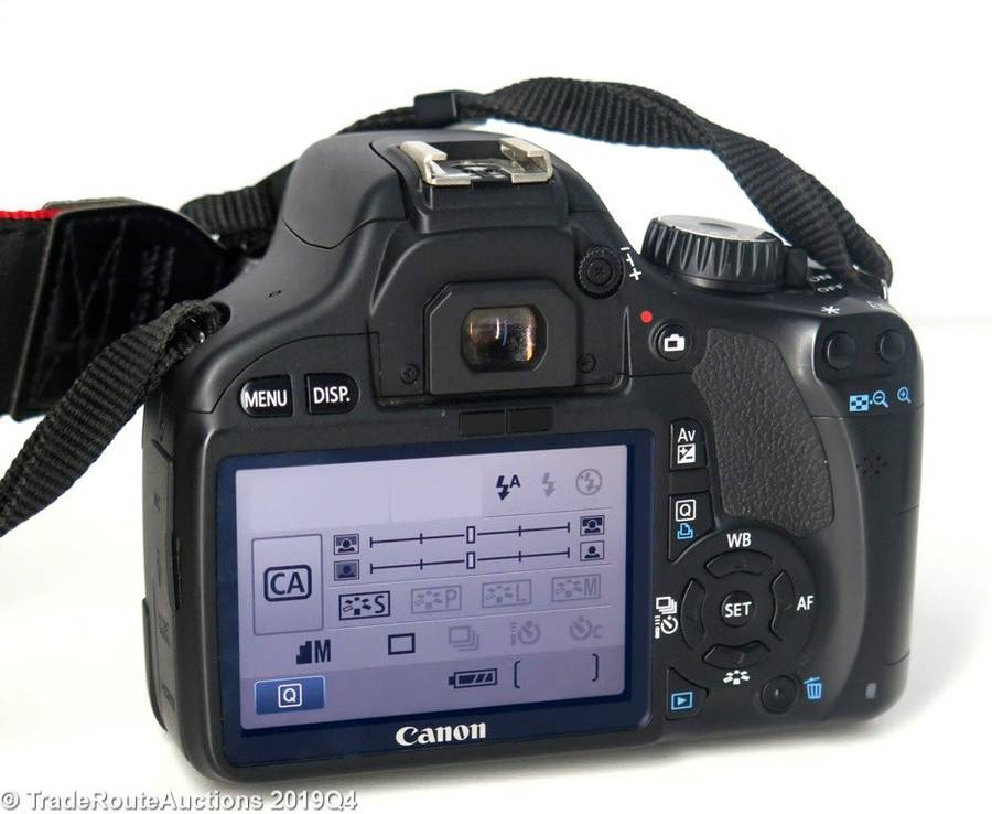 Canon EOS 550D Digital SLR camera Kit with Canon 18-55 Lens