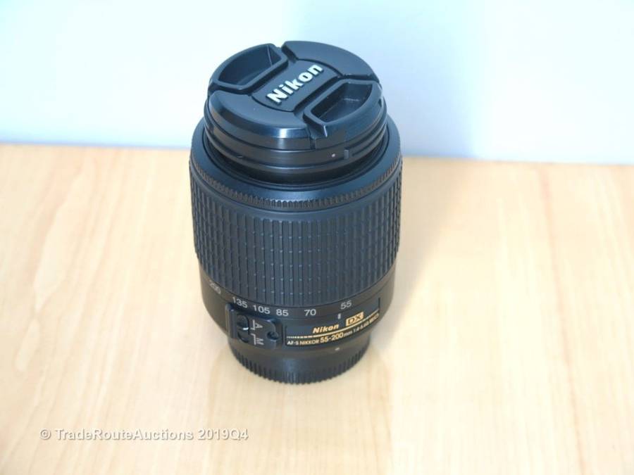 Nikon 55-200mm DX Lens for NIKON DSLR Cameras