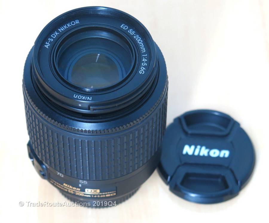 Nikon 55-200mm DX Lens for NIKON DSLR Cameras