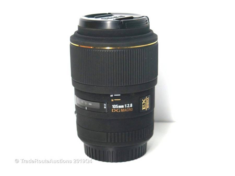 Sigma 105mm f/2.8 EX DG Macro for CANON DSLR Cameras
