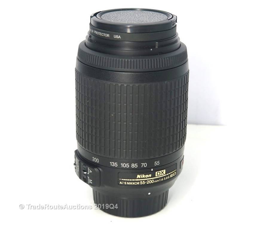 Nikon AF-S NIKKOR 55-200mm VR [ VIBRATION REDUCTION ] LENS