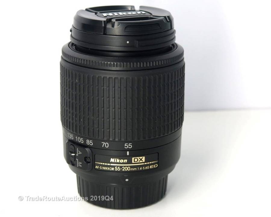 Nikon 55-200mm DX Lens for NIKON DSLR Cameras
