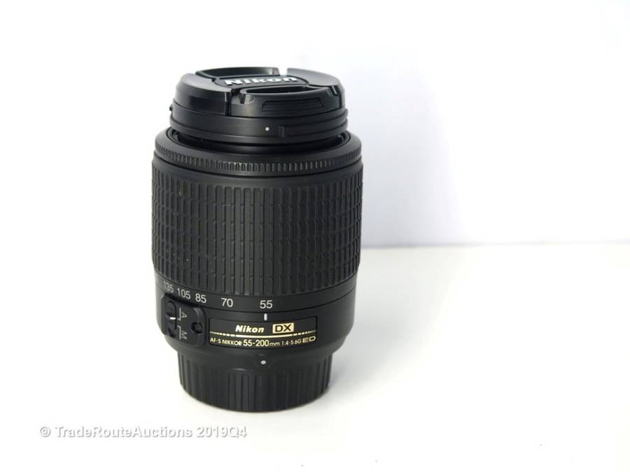 Nikon 55-200mm DX Lens for NIKON DSLR Cameras