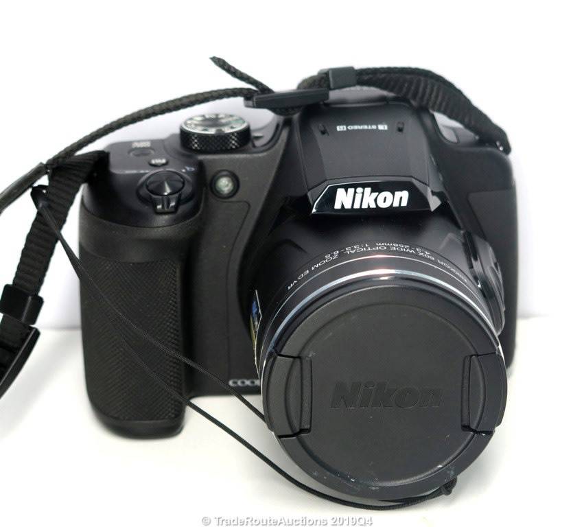 Nikon COOLPIX B700 20.2 MP 60x Opt Zoom Super Telephoto NIKKOR 4K UHD Digital Camera
