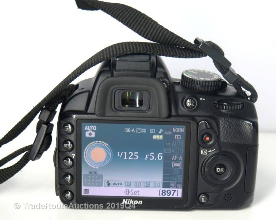 NIKON D3100 DSLR CAMERA 14.2 megapixels +  18-55mm MM PROFESSIONAL DSLR LENS KIT