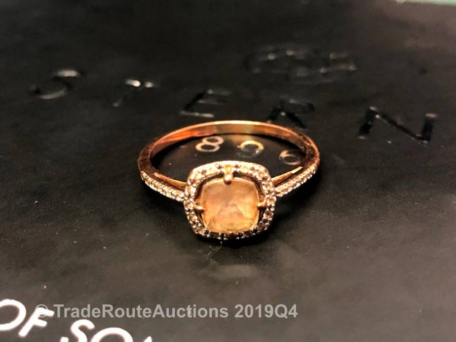 STERNS 9ct Rose Gold ring - White Sapphire & Morganite - Valuation & Invoice included