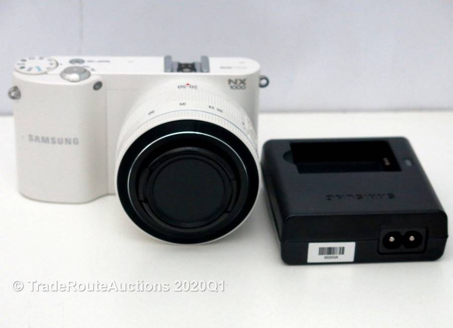 20.3 Megapixels | Samsung NX1000 | SMART DIGITAL CAMERA FULL HD | WI-FI KIT
