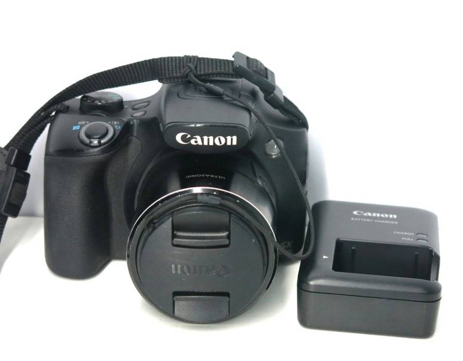 Boxed Canon Powershot SX60 HS 16.1MP Digital Camera 65x Optical Zoom Lens 3-inch LCD Tilt Screen