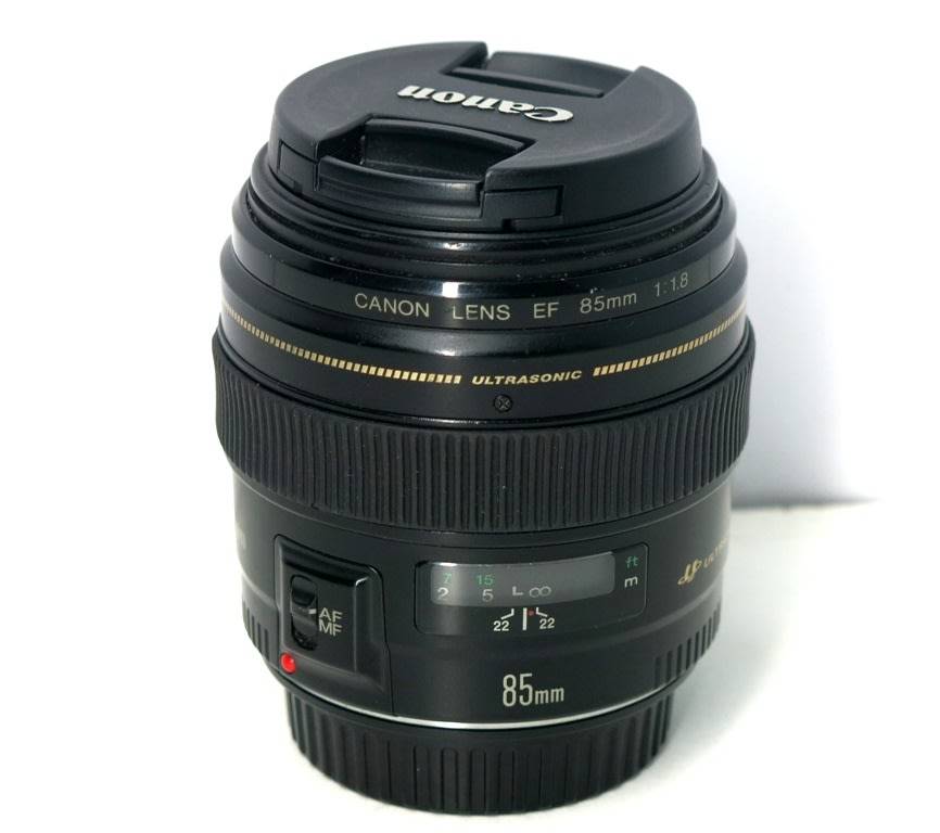 Canon EF 85mm f/1.8 USM Ultrasonic Wide-Angle Lens (Canon Mount) Full Frame