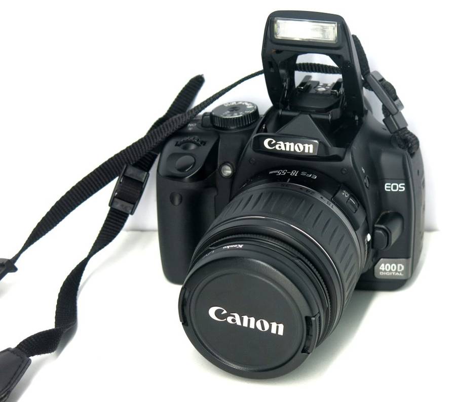 Canon EOS 400D DigitalSLR camera 10.1 Megapixels + Canon EFS 18-55mm Lens