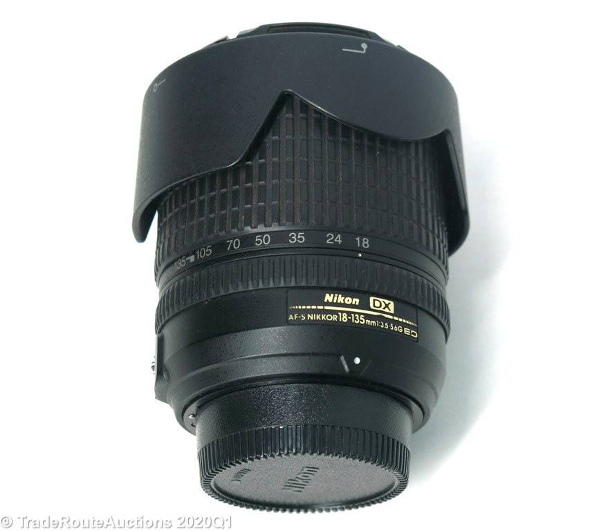 Nikon 18-135mm f/3.5-5.6G ED-IF AF-S DX Zoom-Nikkor Lens for Nikon Digital SLR Cameras