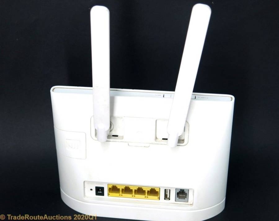 HUAWEI B315S-936 4G LTE Wifi Modem Router (uses SIM card)