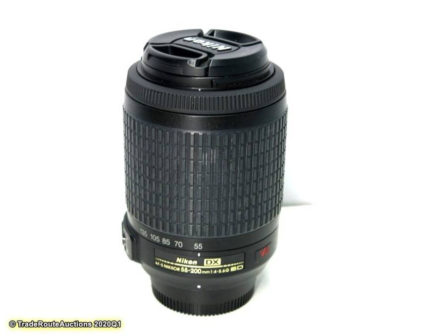 Nikon AF-S NIKKOR 55-200mm VR [ VIBRATION REDUCTION ] LENS
