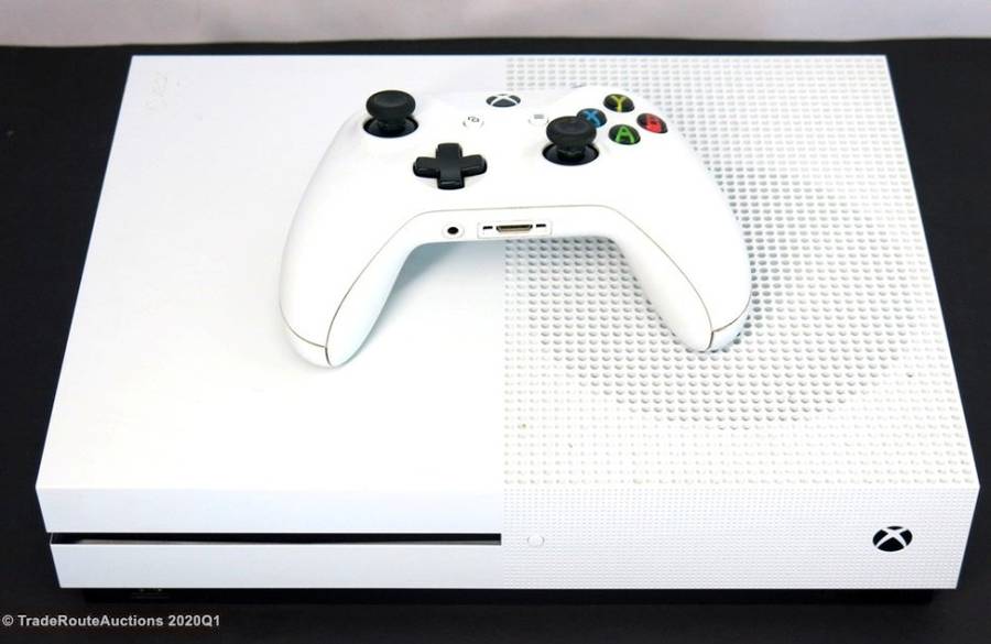 Microsoft Xbox One S 500GB Console (WHITE) Model 1681 + 1 Controller (WHITE)