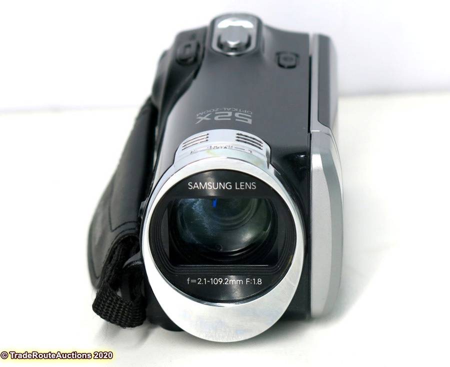 Samsung HMX-F90 52x Optical Zoom HD Recording HDMI Camcorder Handycam