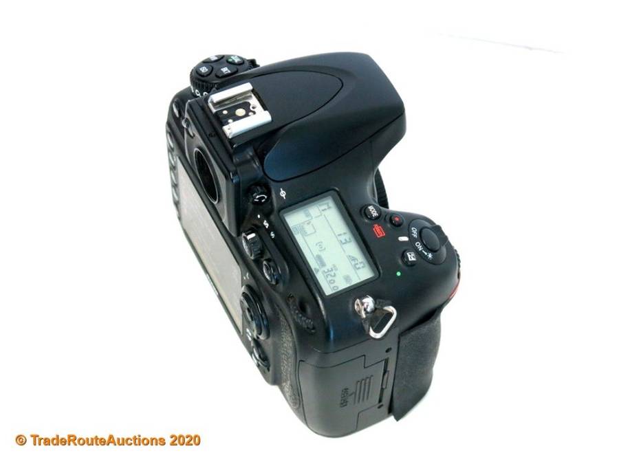 NIKON D800 | 36.3 MEGAPIXELS | DIGITAL SLR CAMERA BODY | FX FORMAT | 4 FPS | FULL HD - BODY ONLY