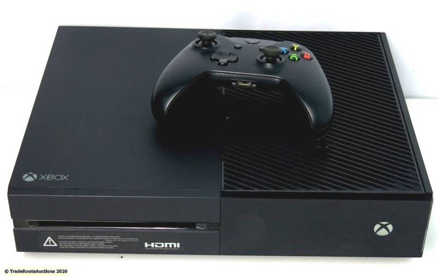 Microsoft Xbox One 1TB Model 1540 Gaming Console + 1 Controller